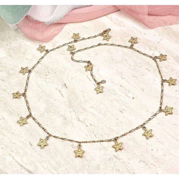 🔥$5/$25 Gold tone Star Charm Necklace - Picture 2 of 6